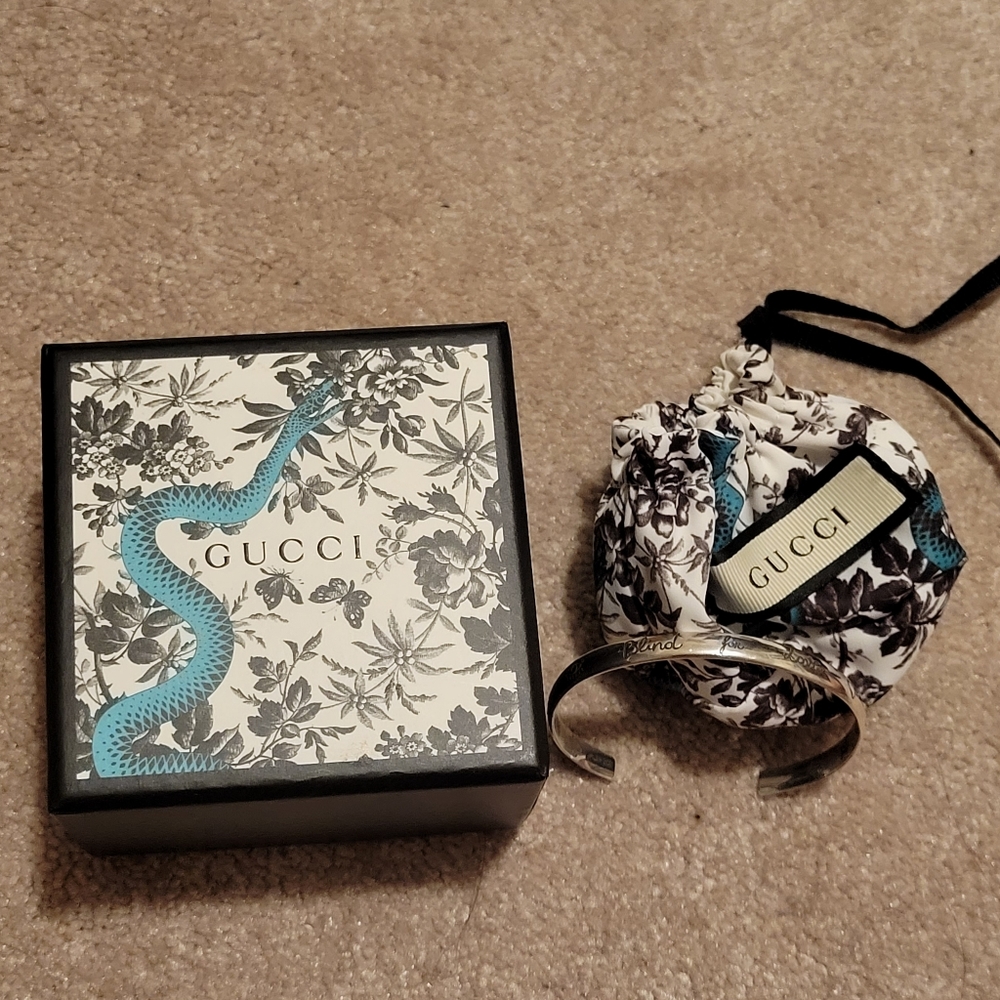 Gucci Blind for love Bangle bracelet